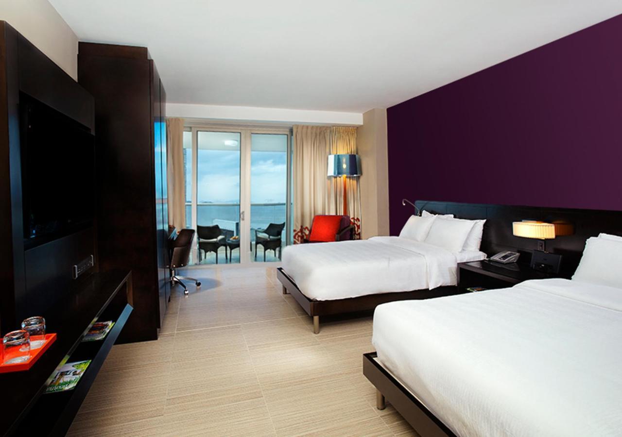 Hard Rock Hotel Panama Megapolis Bagian luar foto A room at the Hard Rock Hotel