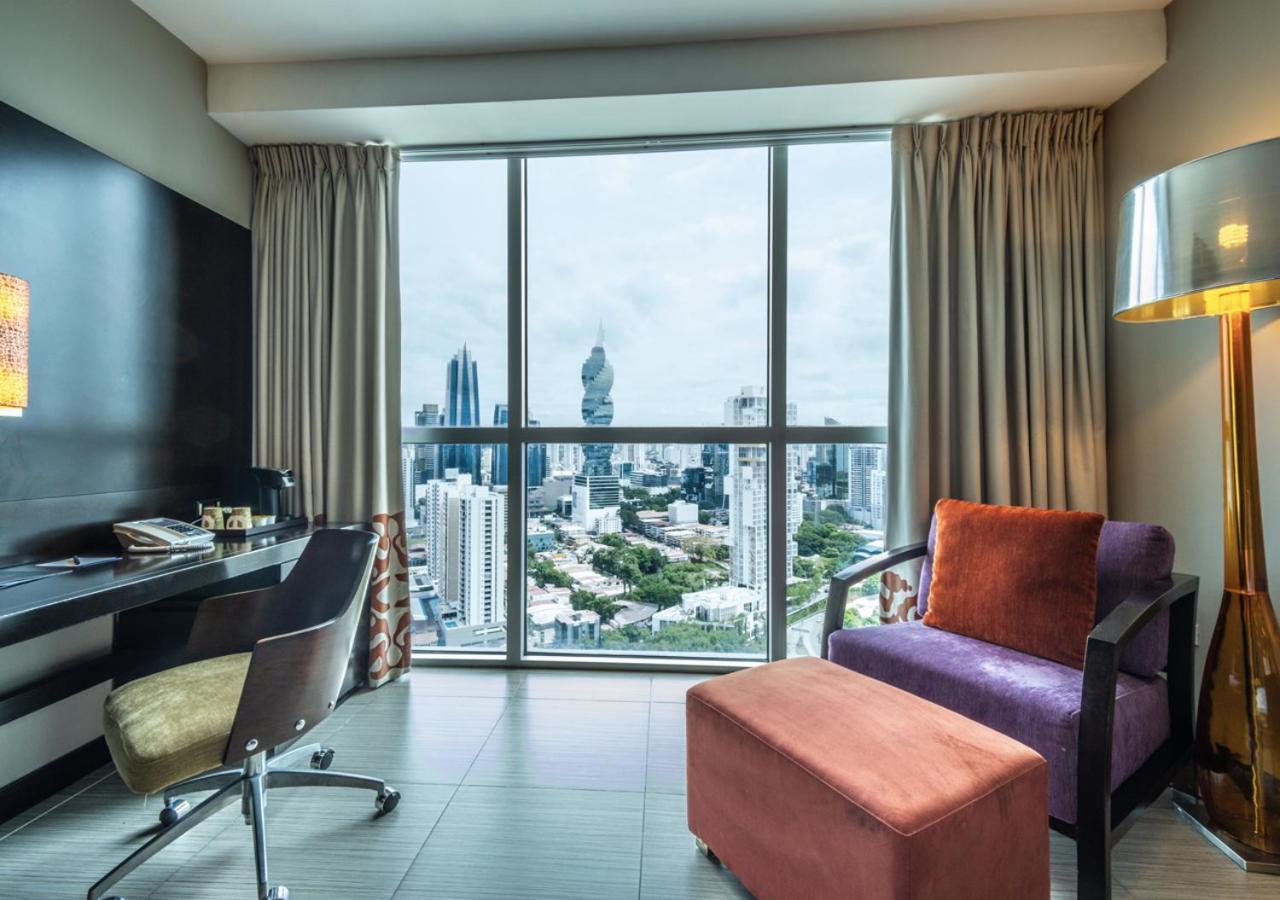 Hard Rock Hotel Panama Megapolis Bagian luar foto A room at the hotel