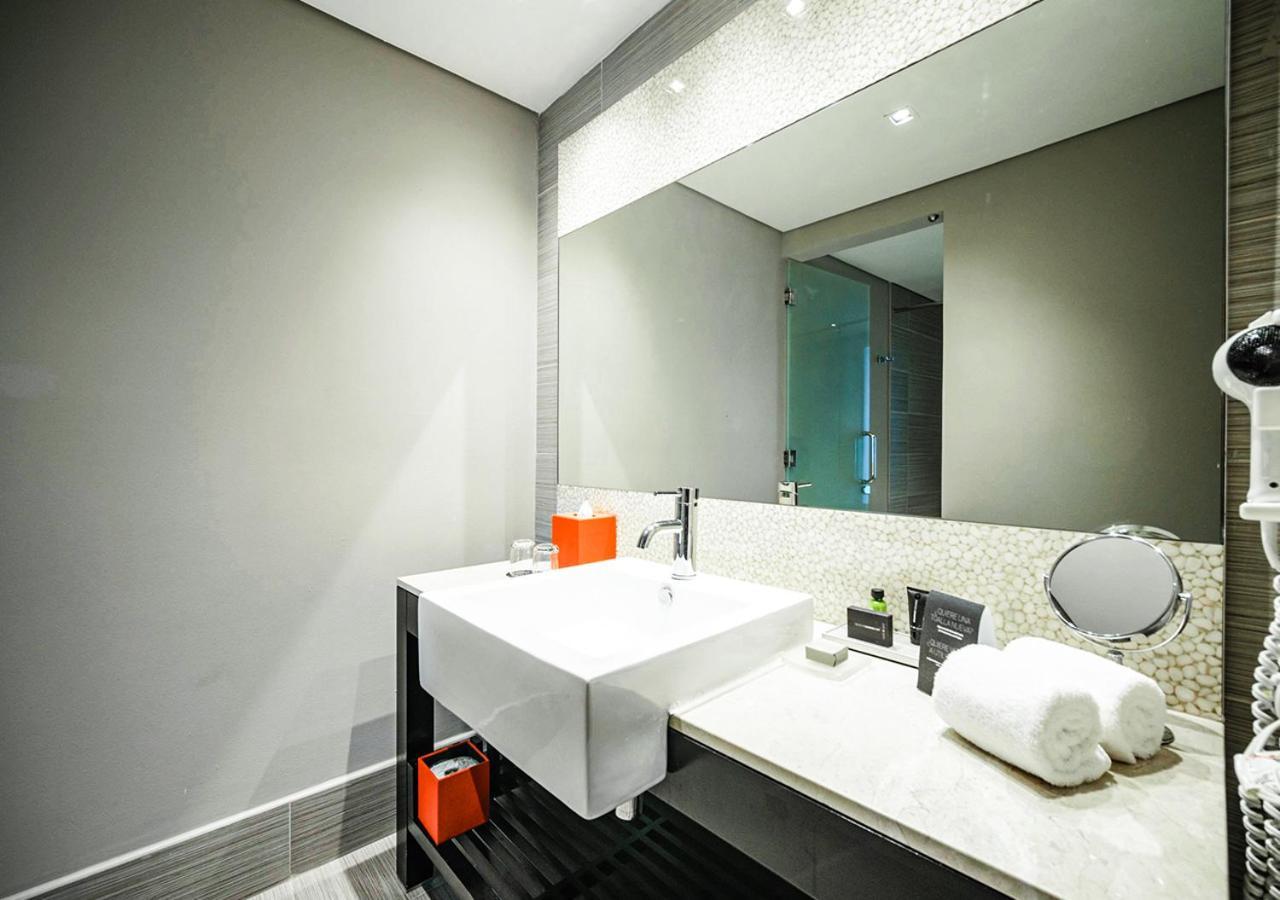 Hard Rock Hotel Panama Megapolis Bagian luar foto Bathroom